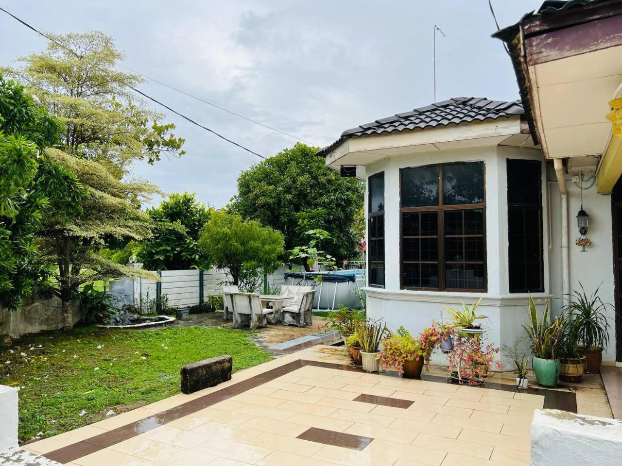 Pulai Field Aa Homestay Kangar Luaran gambar